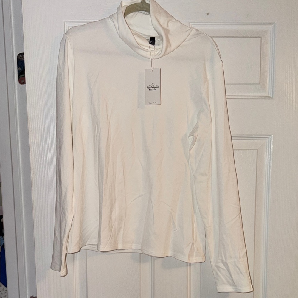 Elegant White Long Sleeve Turtleneck Top